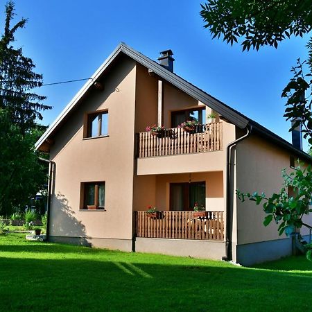 Apartman Jelena Rakovica Extérieur photo
