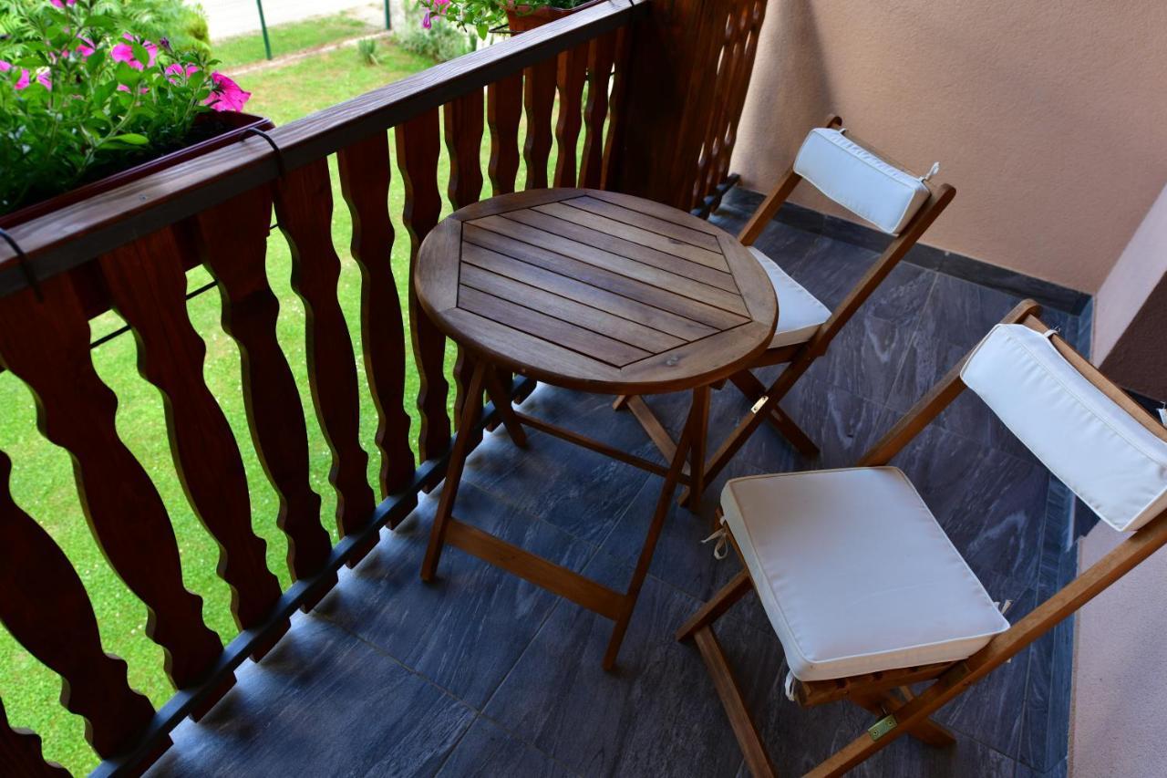 Apartman Jelena Rakovica Extérieur photo