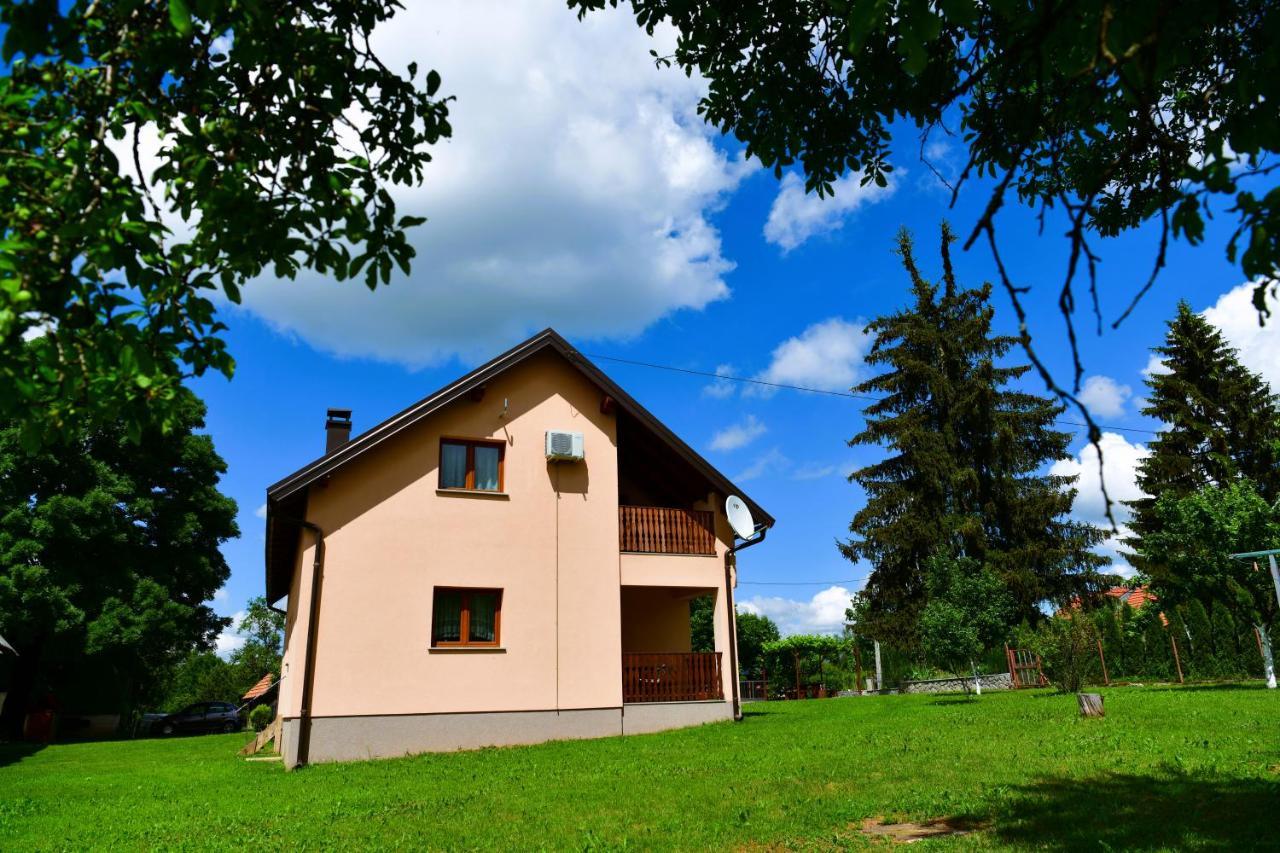 Apartman Jelena Rakovica Extérieur photo